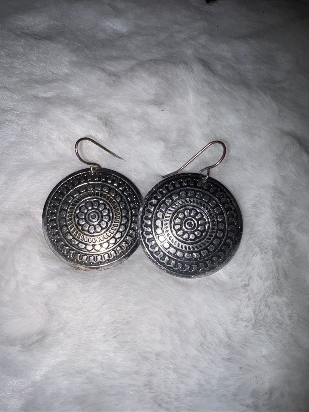 Bali  Pewter Silver flower Disc Drop Earrings. Light weight. Very comfortable .